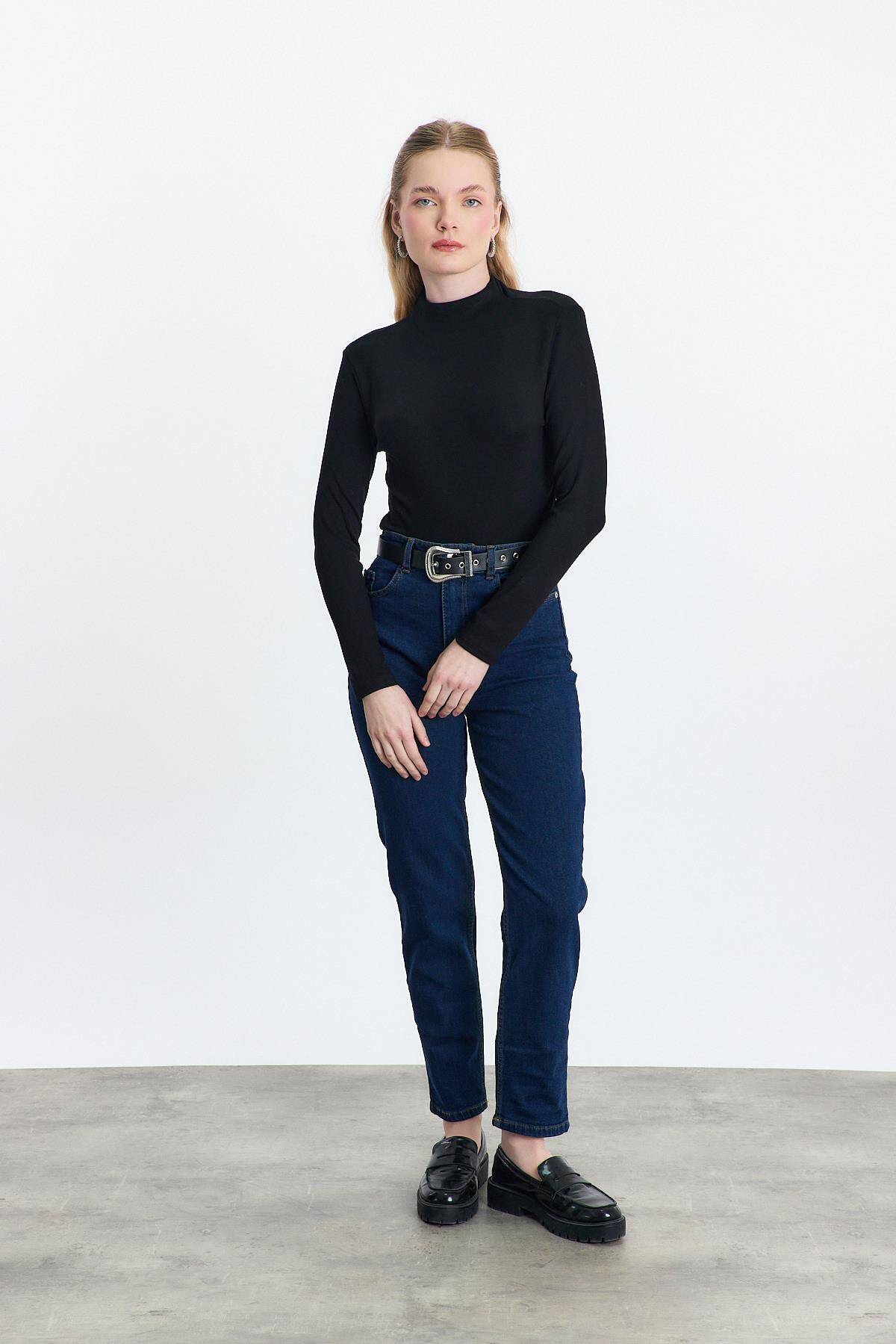 2069 Yarım Boğaz Bady Siyah - Stilay