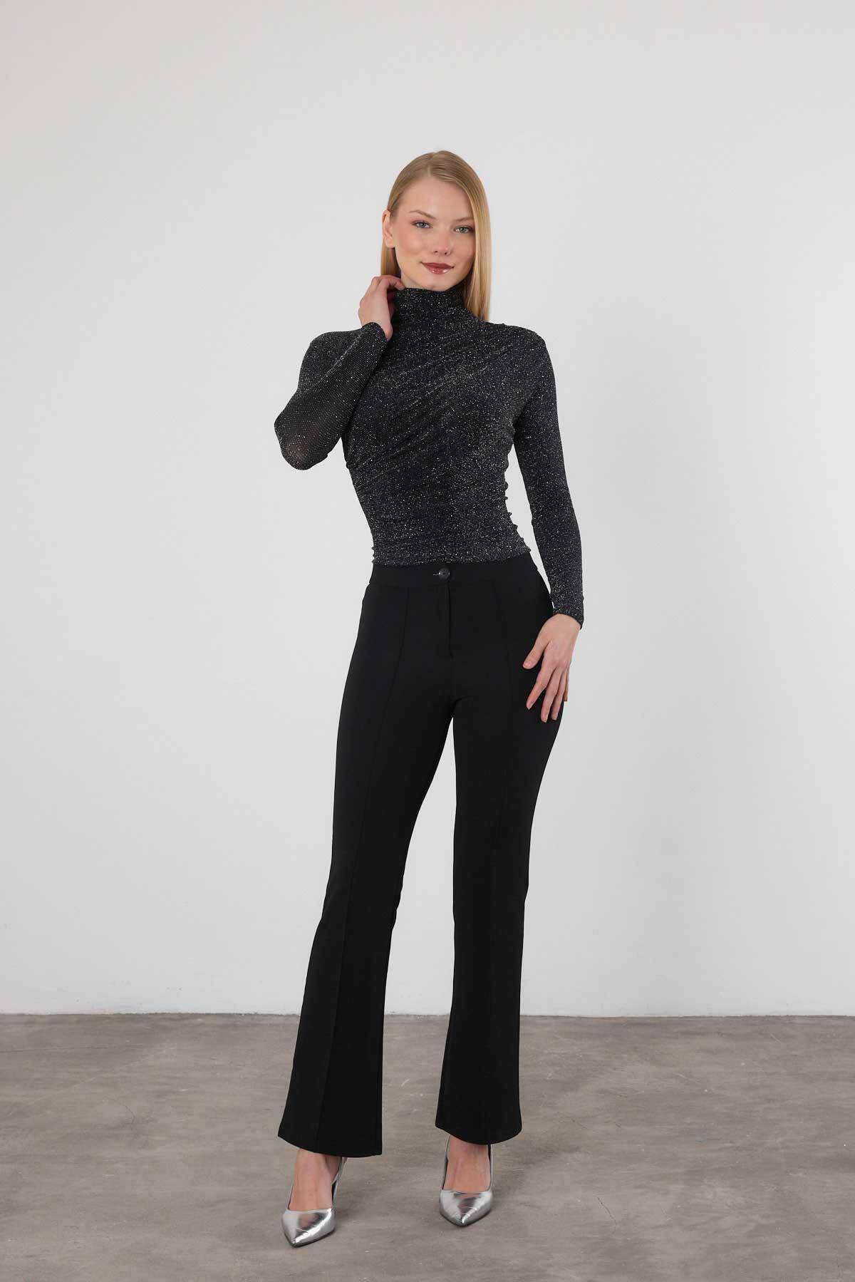 2103 Omuz Büzgü Detay Bluz Siyah - 2