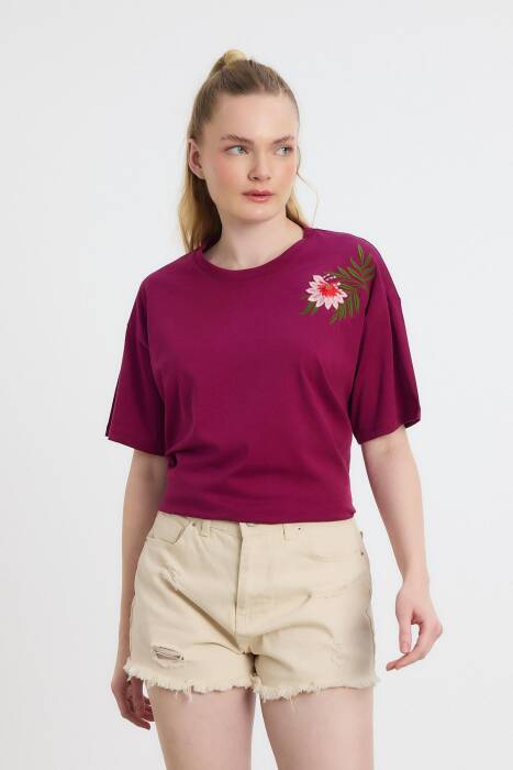 2150-21 Çiçek Nakışlı Tişört Bordo 