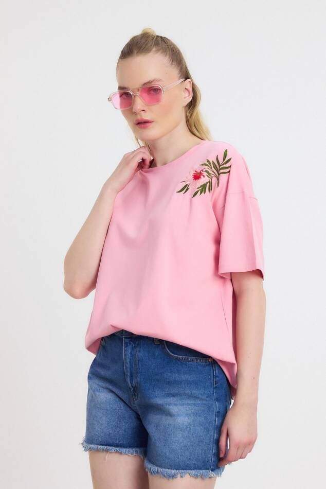 2150-21 Çiçek Nakışlı Tişört Pembe - 8