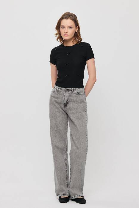 2202 Kurdele Detay Kısa Kol Tişört Siyah - Stilay