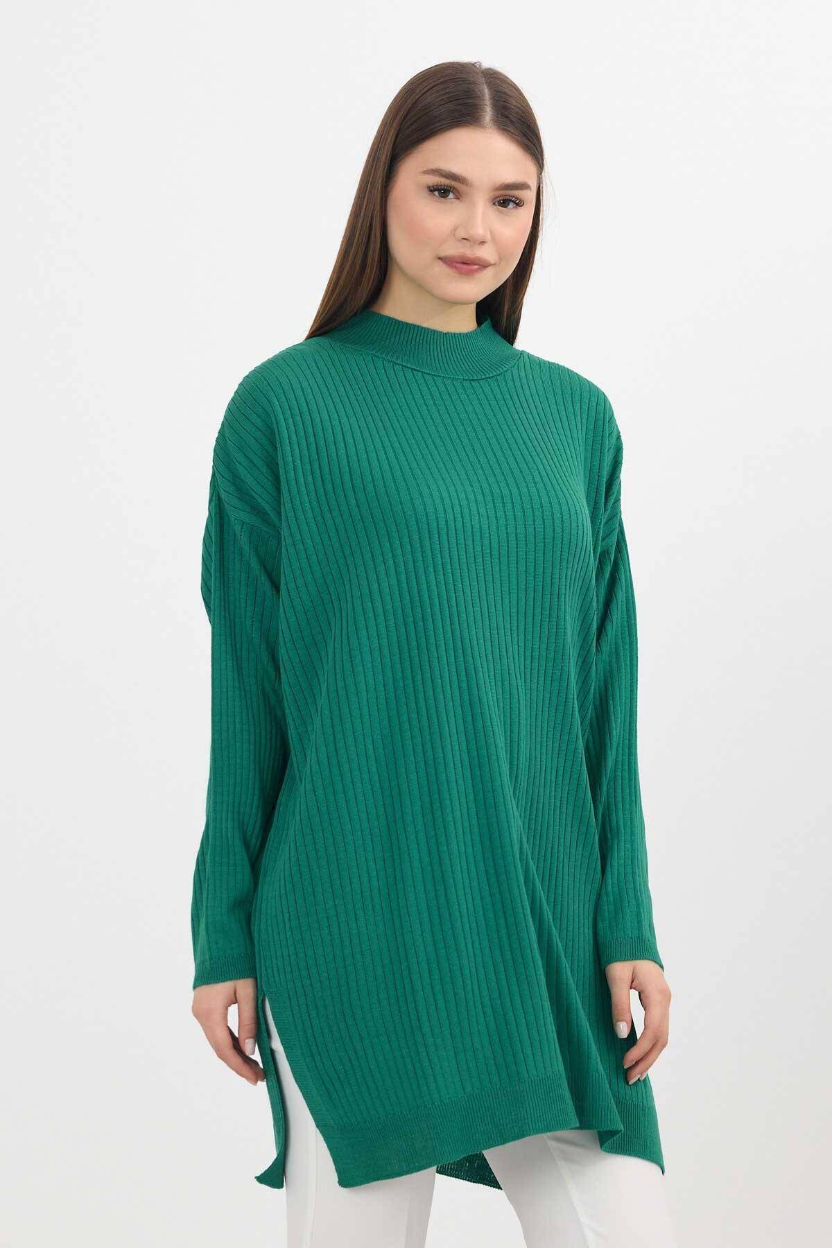 22131 Yırtmaç Detay Fitilli Tunik Benetton Yeşili 
