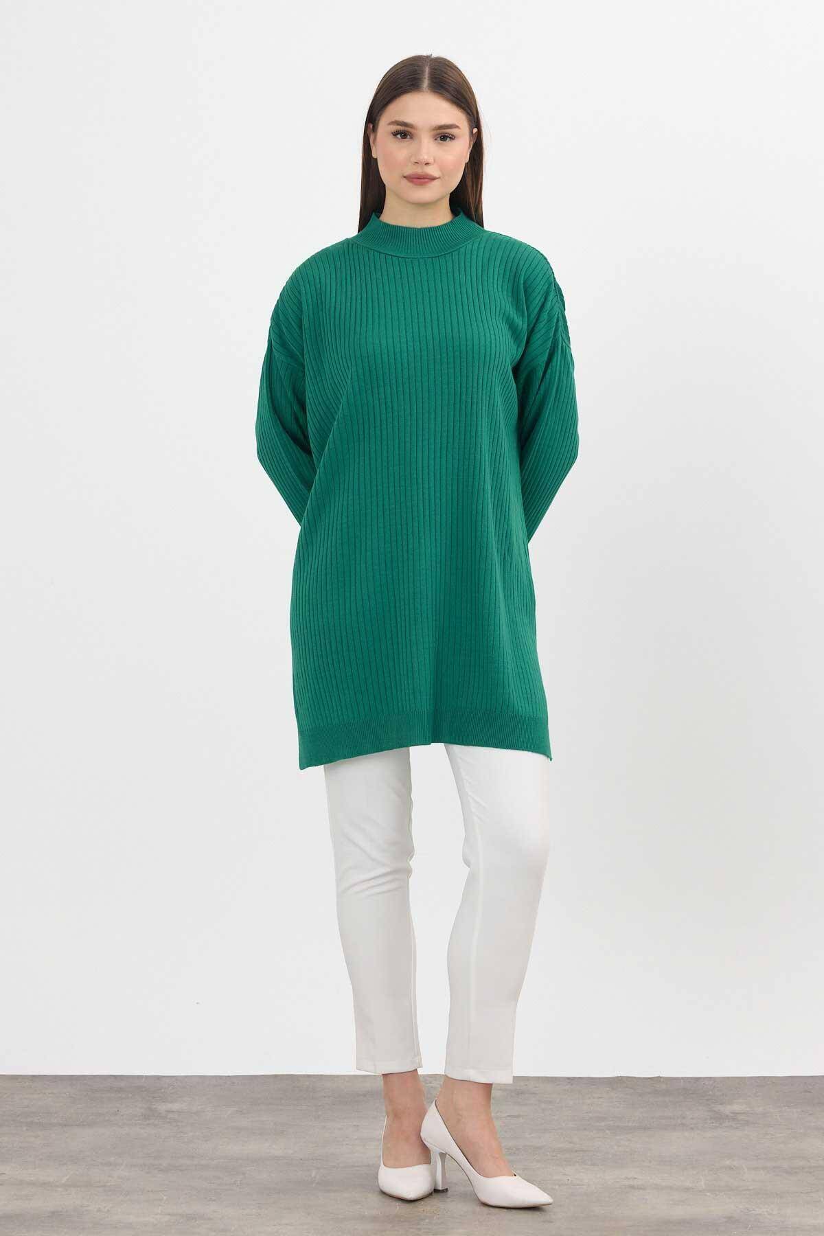 22131 Yırtmaç Detay Fitilli Tunik Benetton Yeşili - Stilay