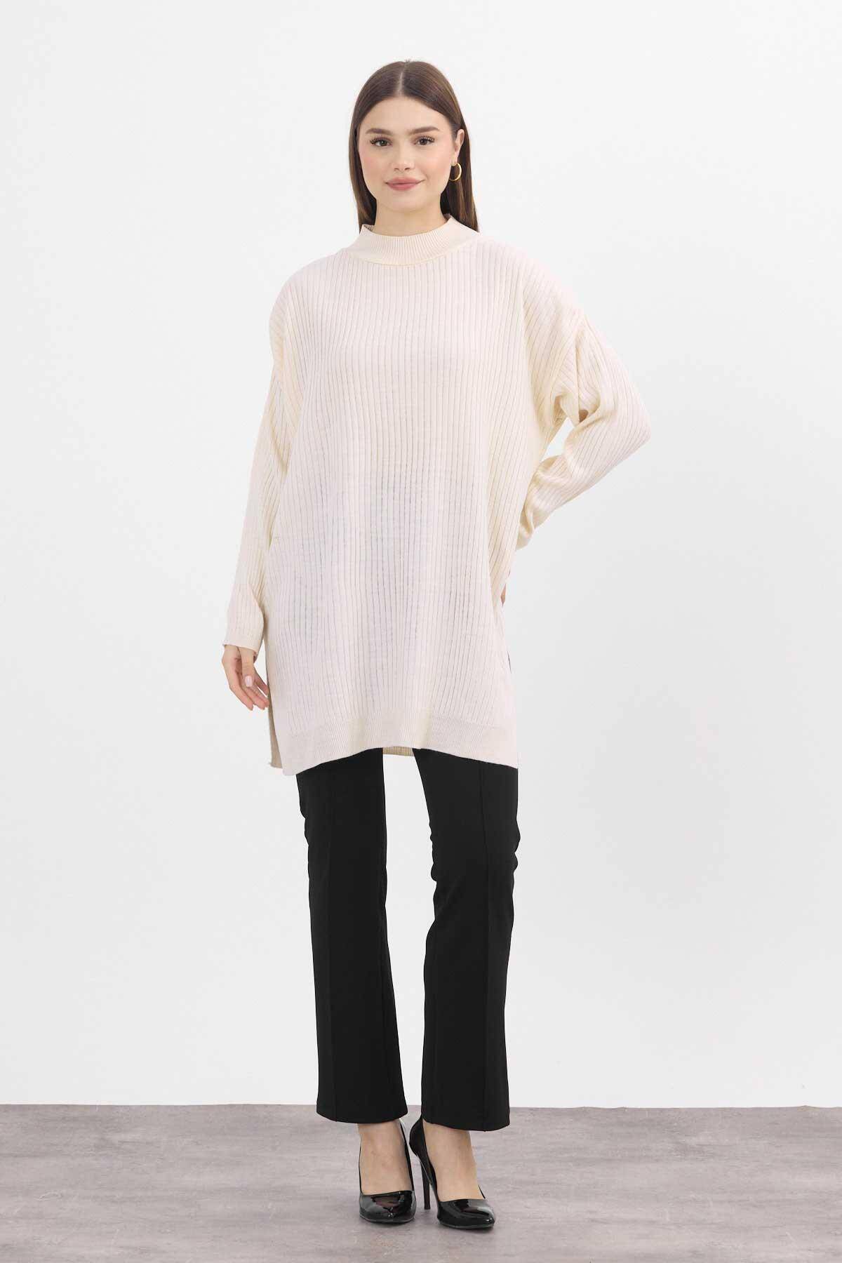 22131 Yırtmaç Detay Fitilli Tunik Krem - Stilay