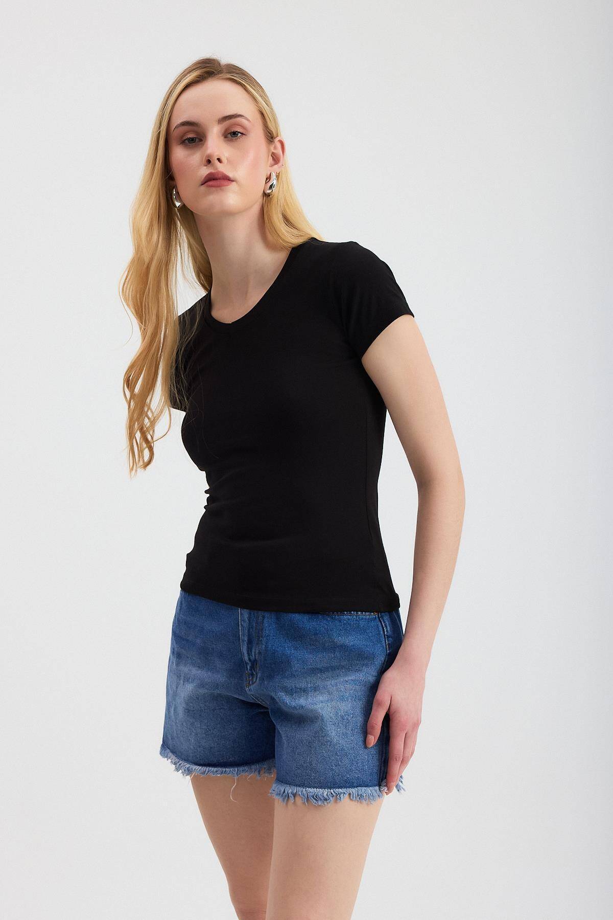 2215 V Yaka Bady Siyah - Stilay