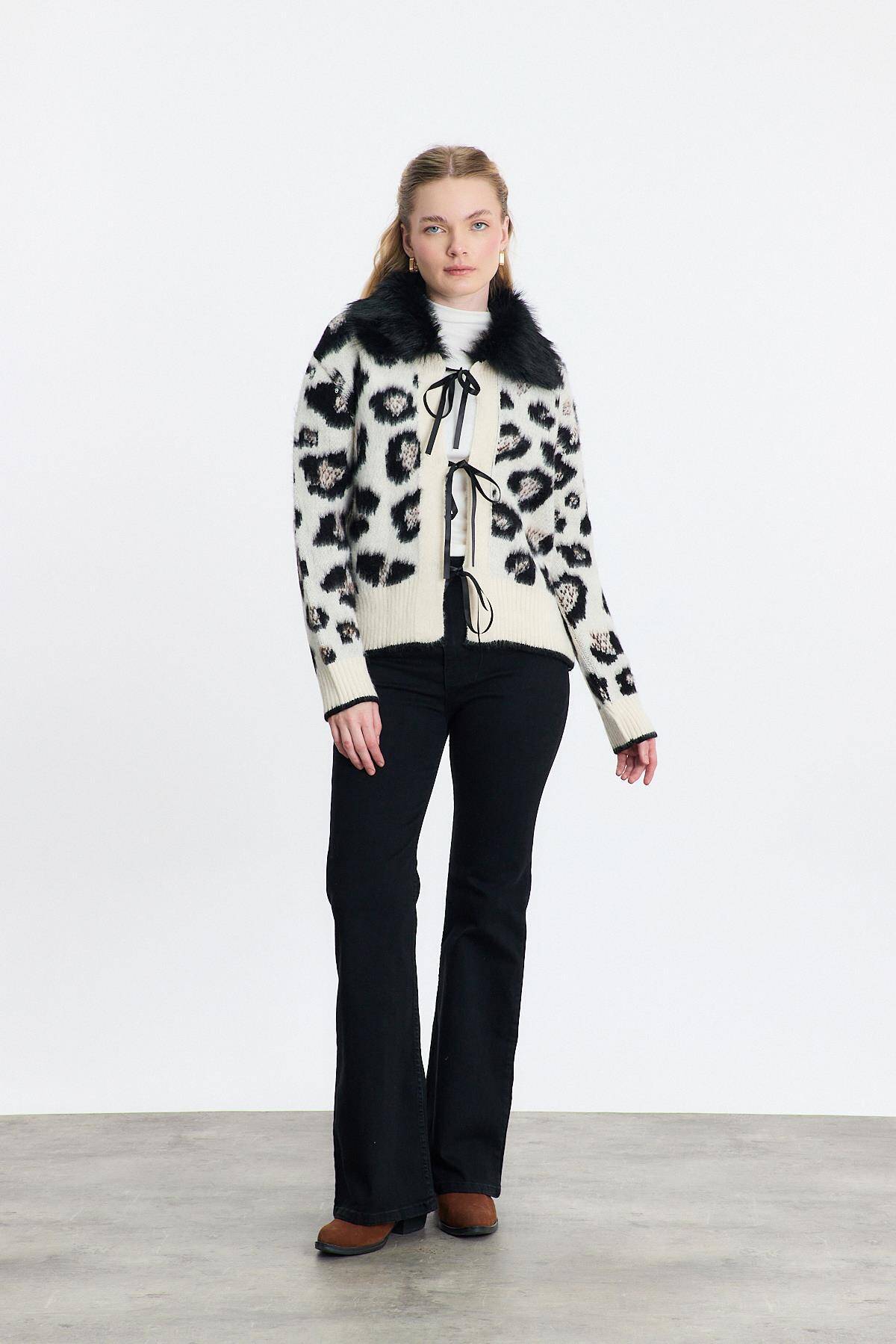 22289 Kürklü Leopar Hırka Siyah - Stilay