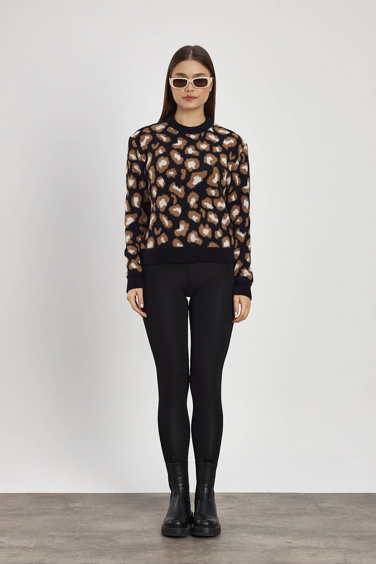 24342 Leopar Detay Triko Kazak Siyah - Stilay