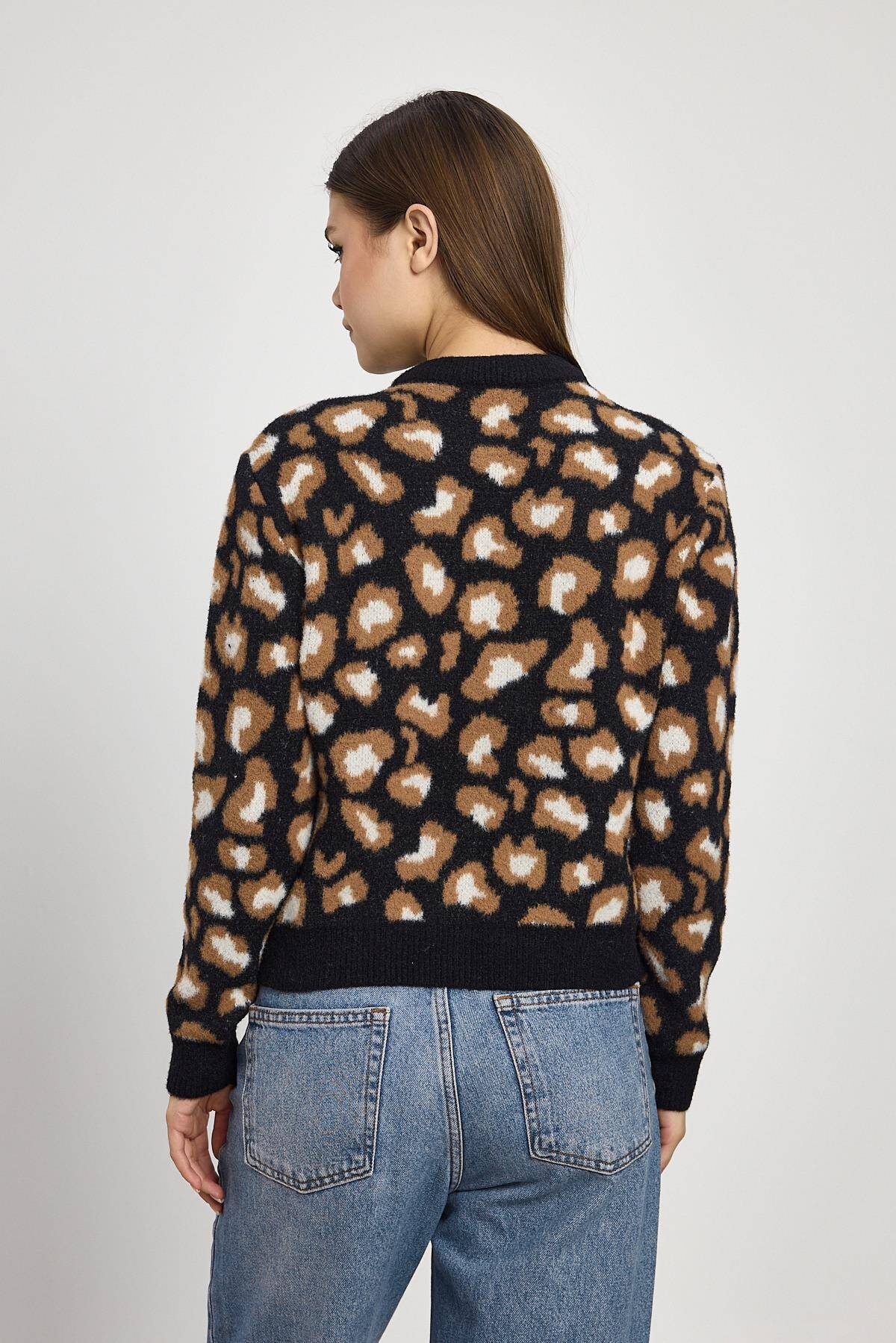24367 Leopar Detay Triko Hırka Siyah - 5