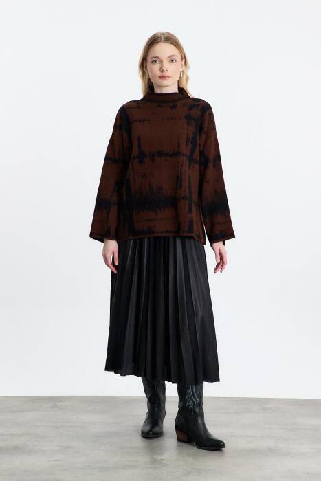 24378 Yarım Boğaz Şardonlu Kazak Kahve-Siyah - Stilay