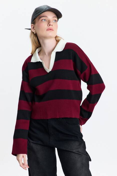 24379 Polo Yaka Çizgili Kazak Bordo - Stilay