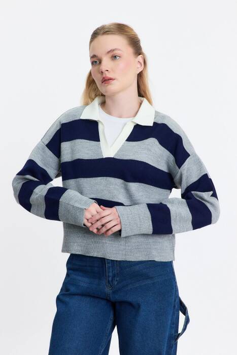 24379 Polo Yaka Çizgili Kazak Füme - Stilay