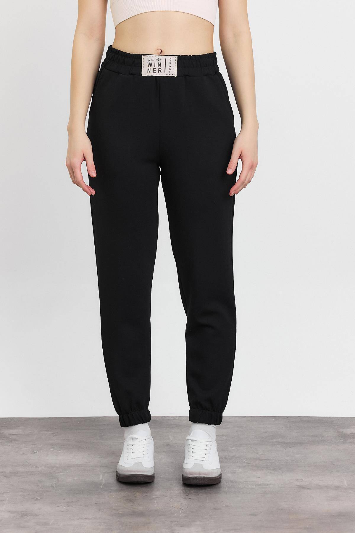 4011 Ön Aksesuar Detay Eşofman Siyah - Stilay