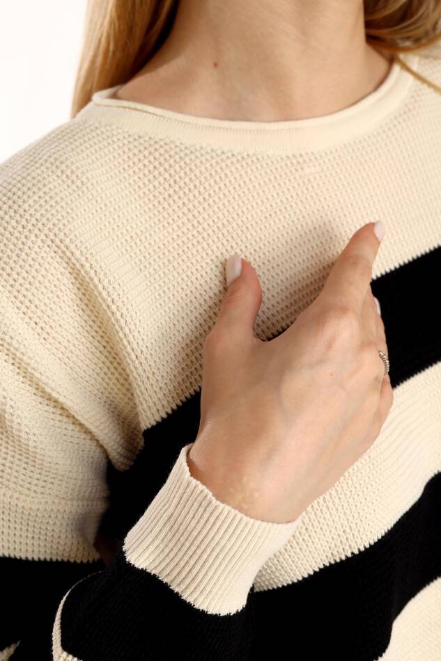 5380 Bisiklet Yaka Çizgili Tunik Ekru - 3