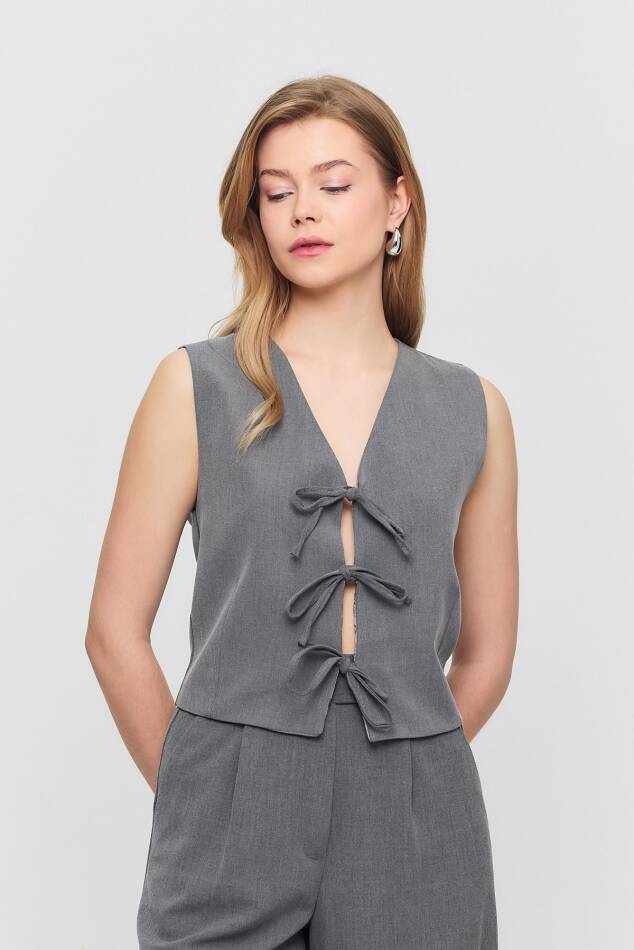 6645 Bağcıklı Sıfır Kol Yelek Gri - 2