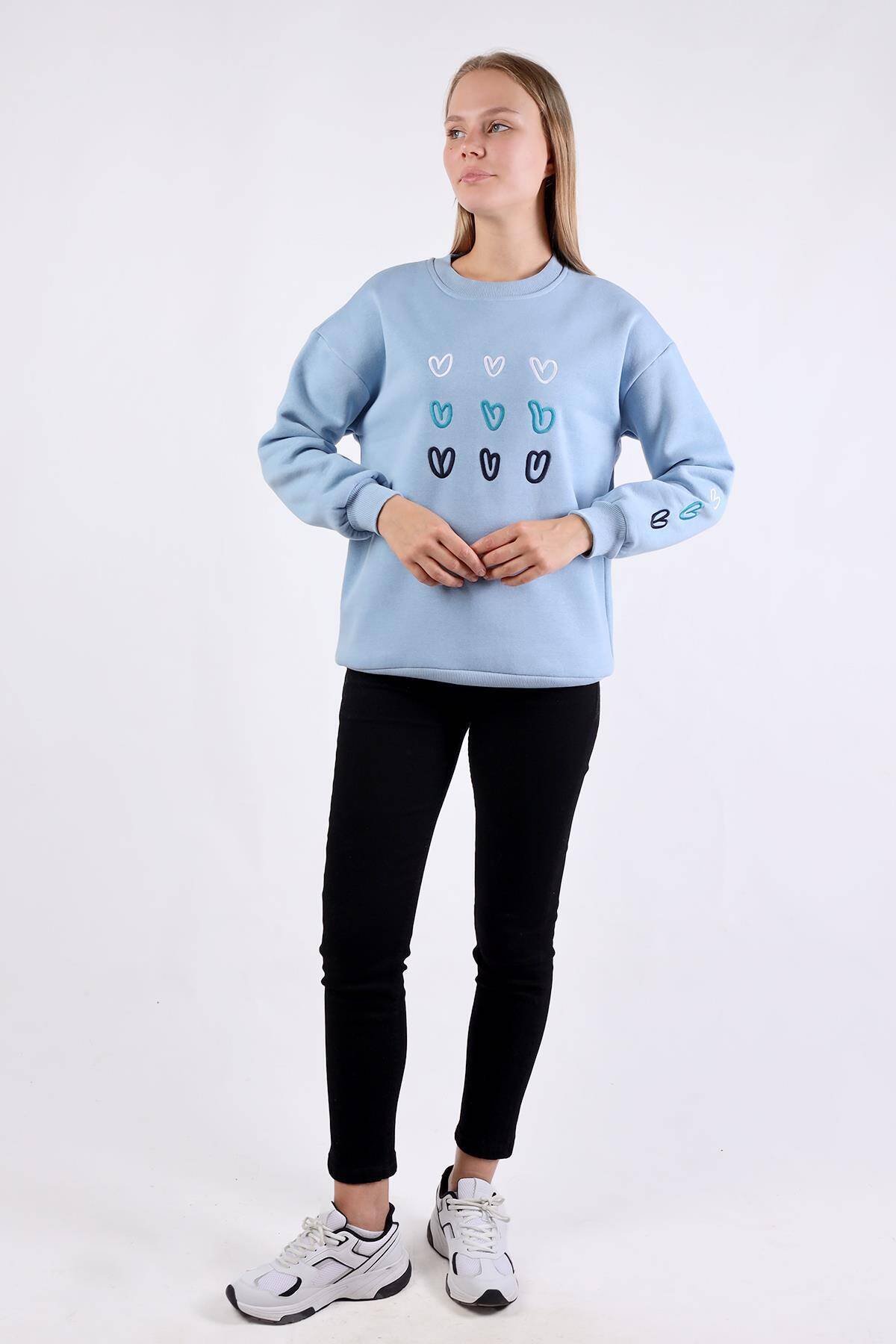 9175M Bisiklet Yaka Kalp Nakışlı Sweat Mavi - 2