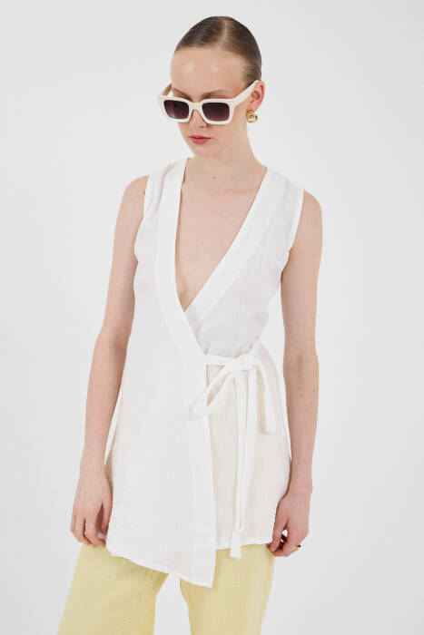 Beyaz %100 Pamuk Müslin Yandan Bağlamalı Kuşaklı Yelek 8017A - Stilay