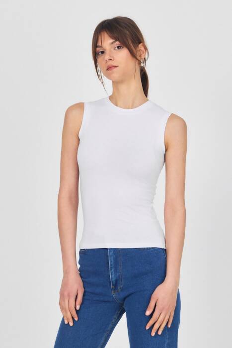 Beyaz Bisiklet Yaka Kolsuz Atlet 319 - Stilay