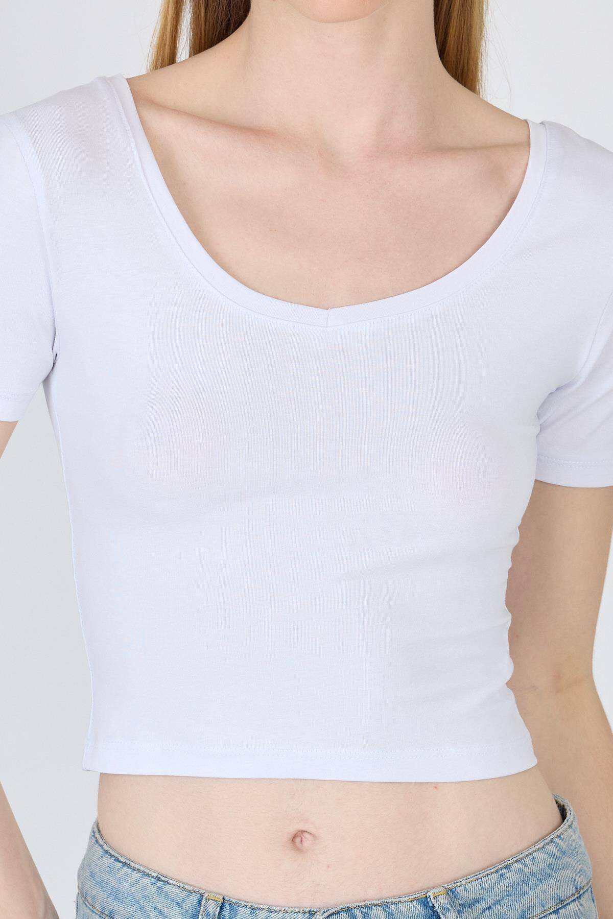 Beyaz U Yaka Pamuklu Slim Fit Tişört 9186M - 4