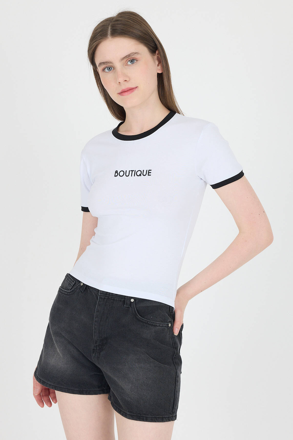 Beyaz Yazı Baskılı Biyeli Pamuklu Slim Fit Tişört 9192M - Stilay