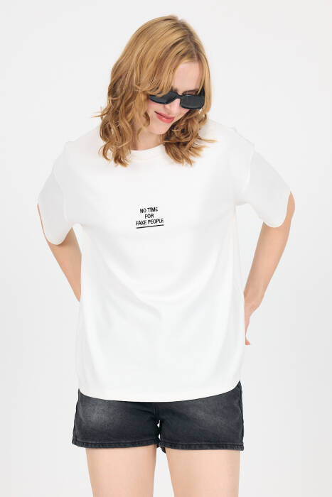 Beyaz Yumuşak Dokulu Yazı Baskılı Oversize Tişört 6265 