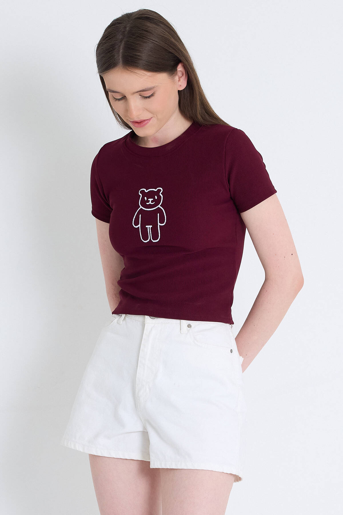 Bordo Ayıcık İşlemeli Slim Fit Crop Tişört 2217 - Stilay
