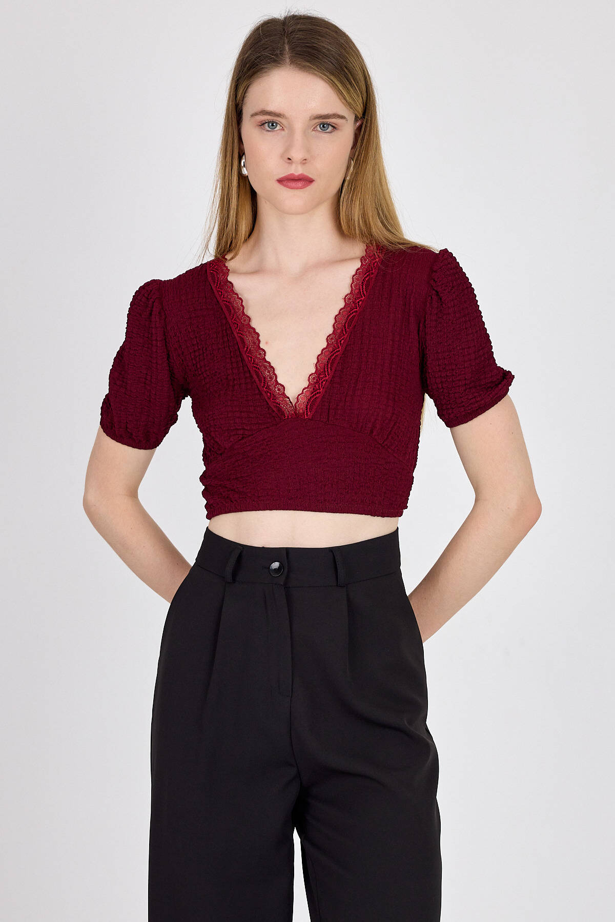 Bordo Dantel Detaylı Bürümcük Kumaş Crop Bluz 2231 - Stilay