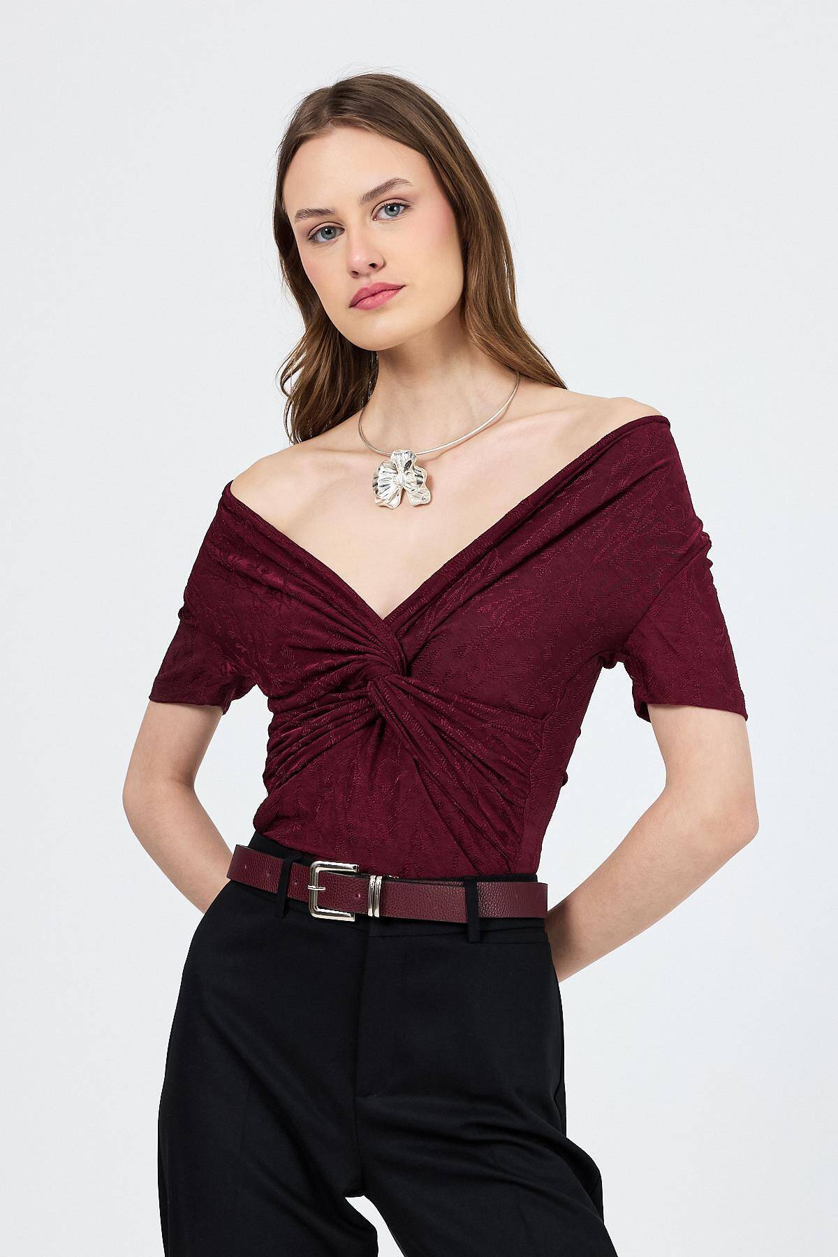 Bordo Düşük Omuz Büzgü Detaylı Bluz 13325 - 1