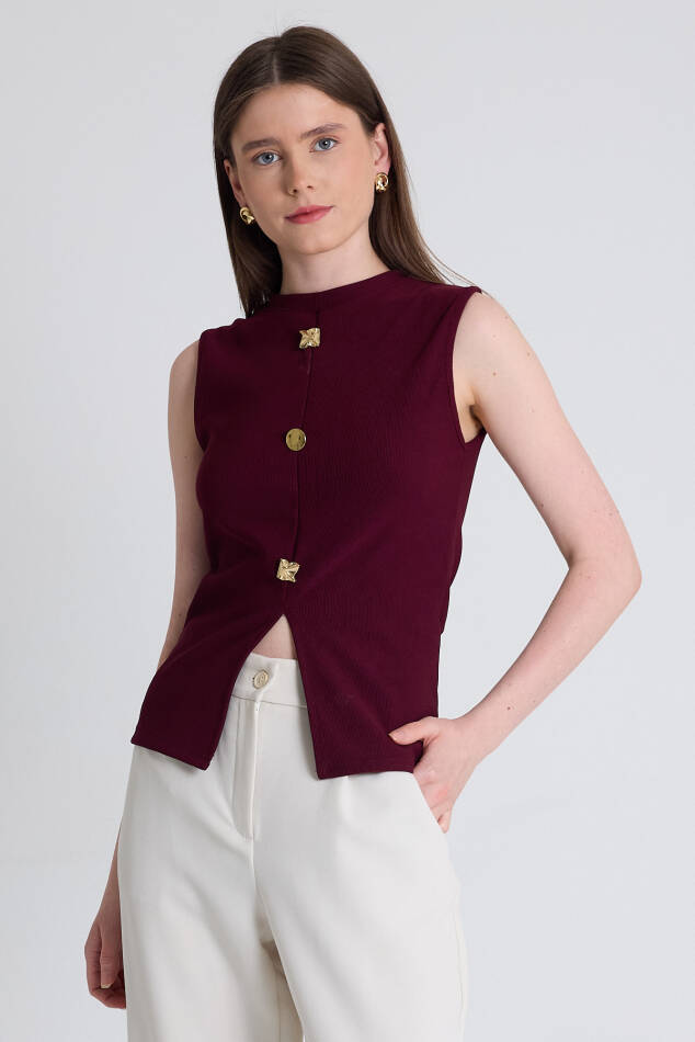 Bordo Gold Düğme Detaylı Kolsuz Bluz 2203 - 1