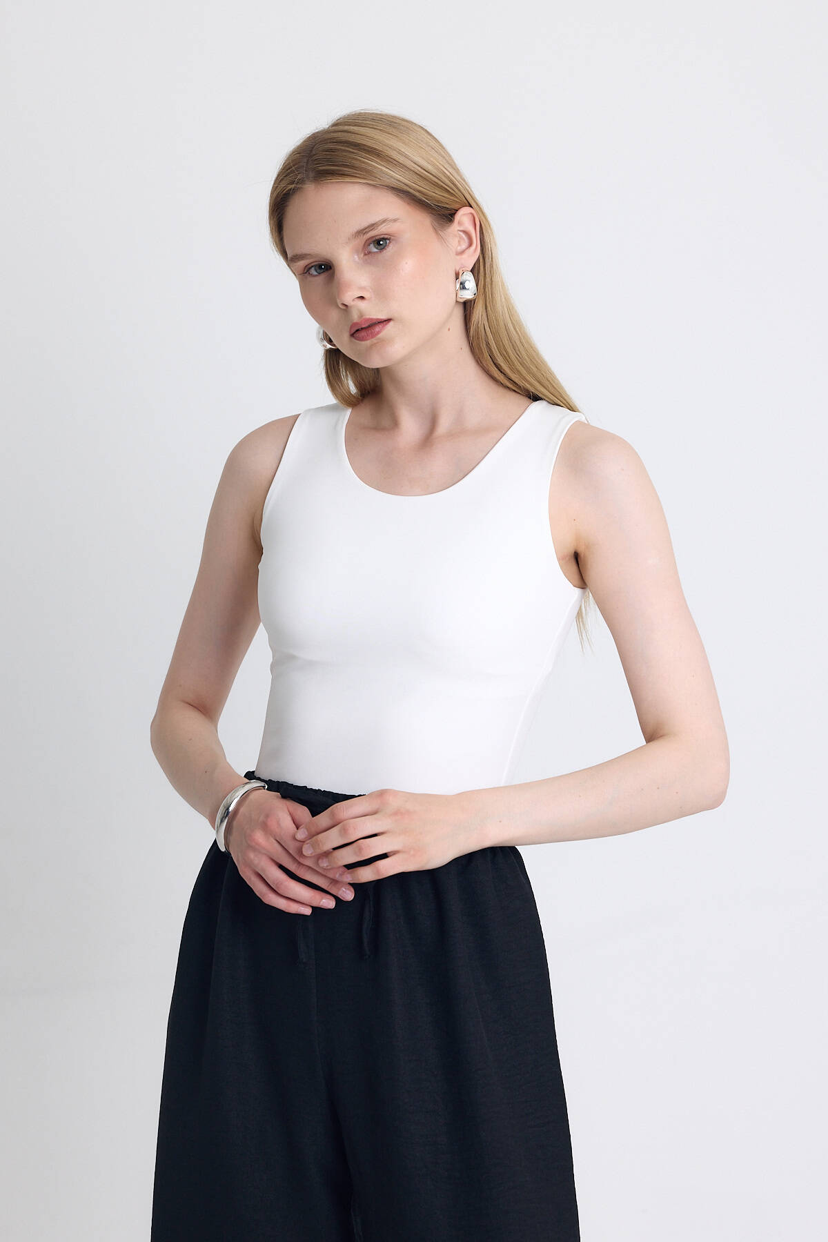 Ekru Slim Fit Kolsuz Basic Atlet 9194M - Stilay