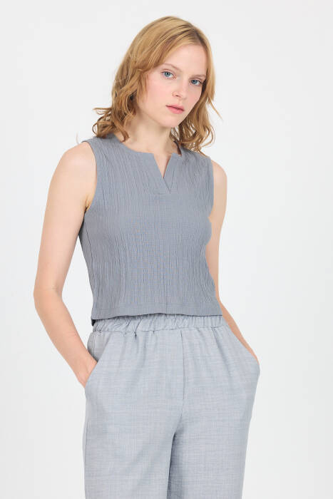 Gri V Yaka Kolsuz Crop Bluz 8027 