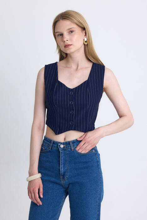 Laci Çizgili V Yaka Pens Detaylı Düğmeli Crop Yelek 4288A - Stilay