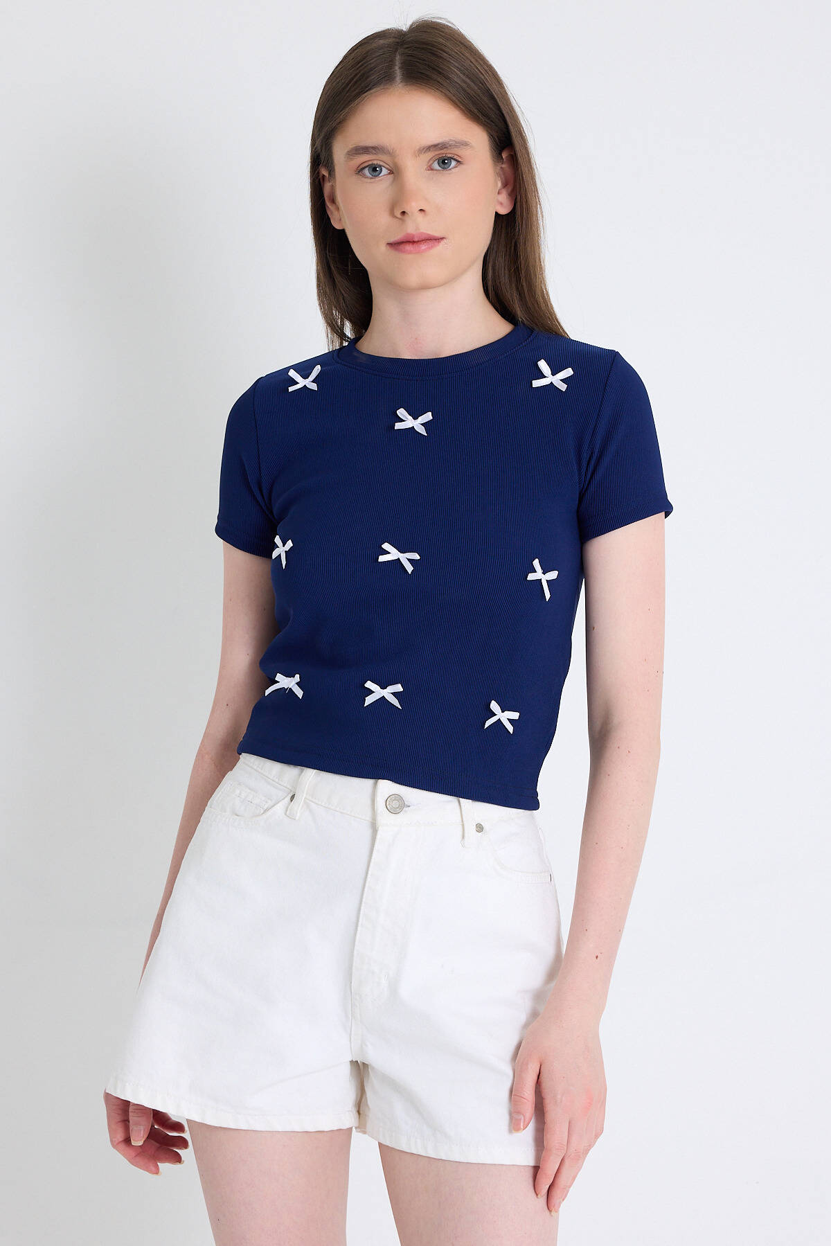 Laci Kurdele Detay Crop Tişört 2202 