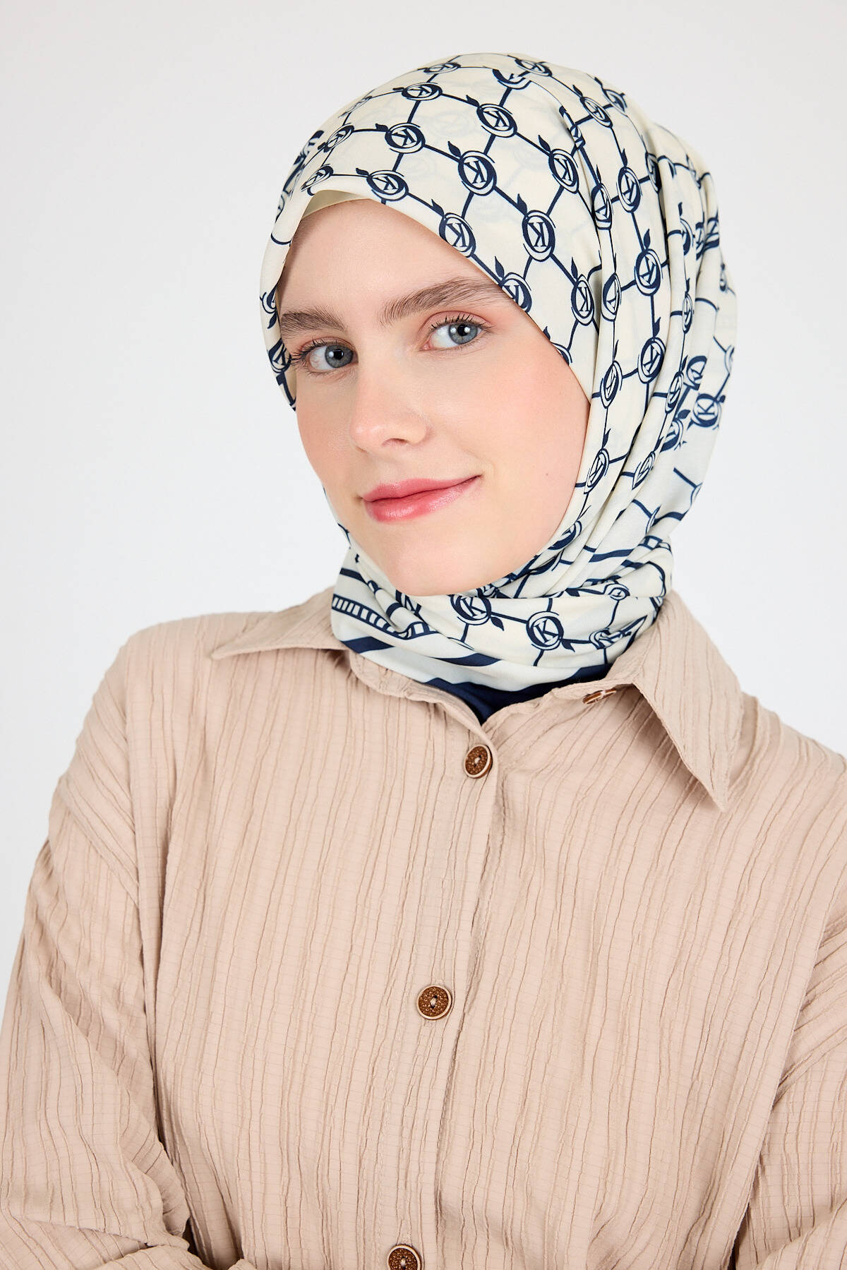 Laci Monogram Desenli Eşarp 3015 