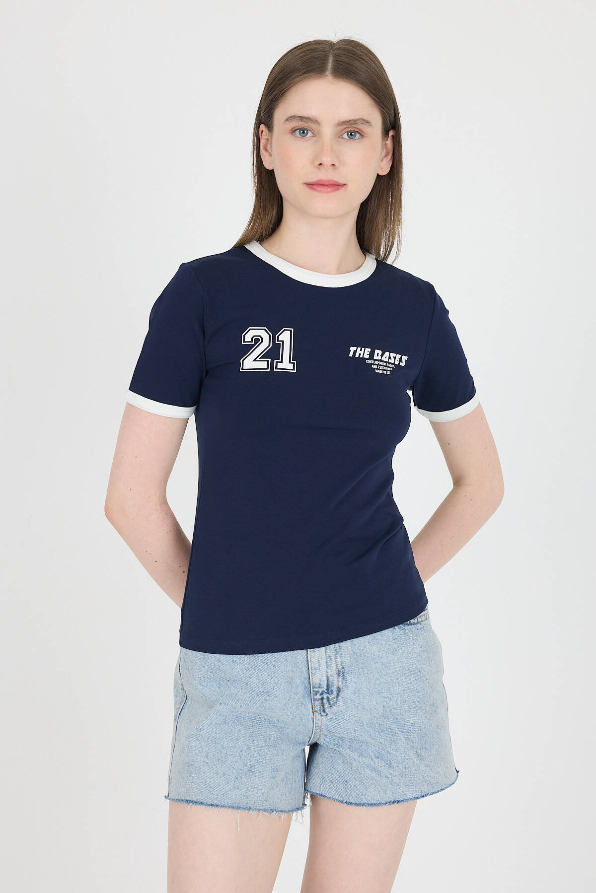 Laci Ribanalı Yazı Baskılı Slim Fit Tişört 5981 - 2