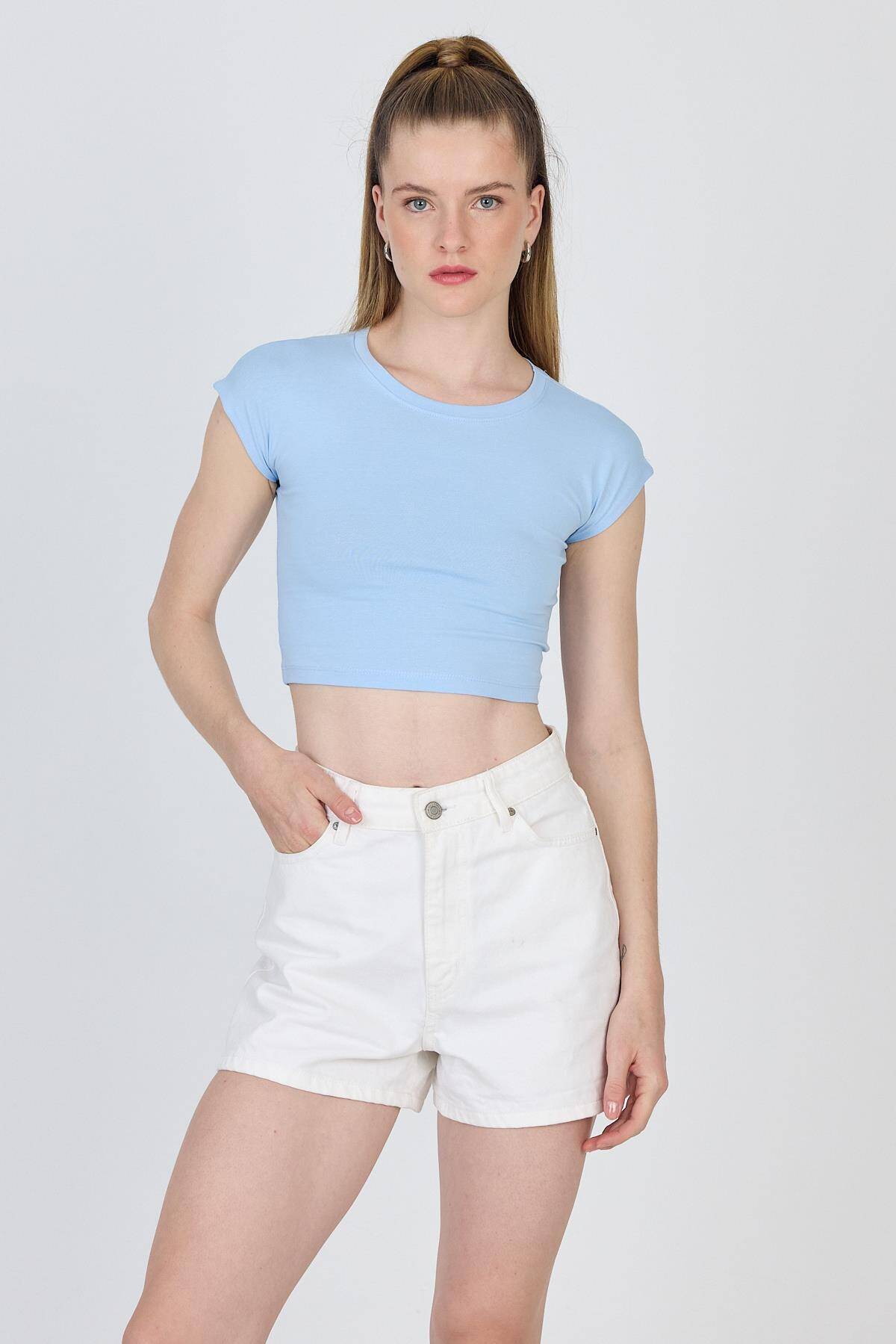 Mavi Bisiklet Yaka Pamuklu Slim Fit Crop Tişört 9199M - 1