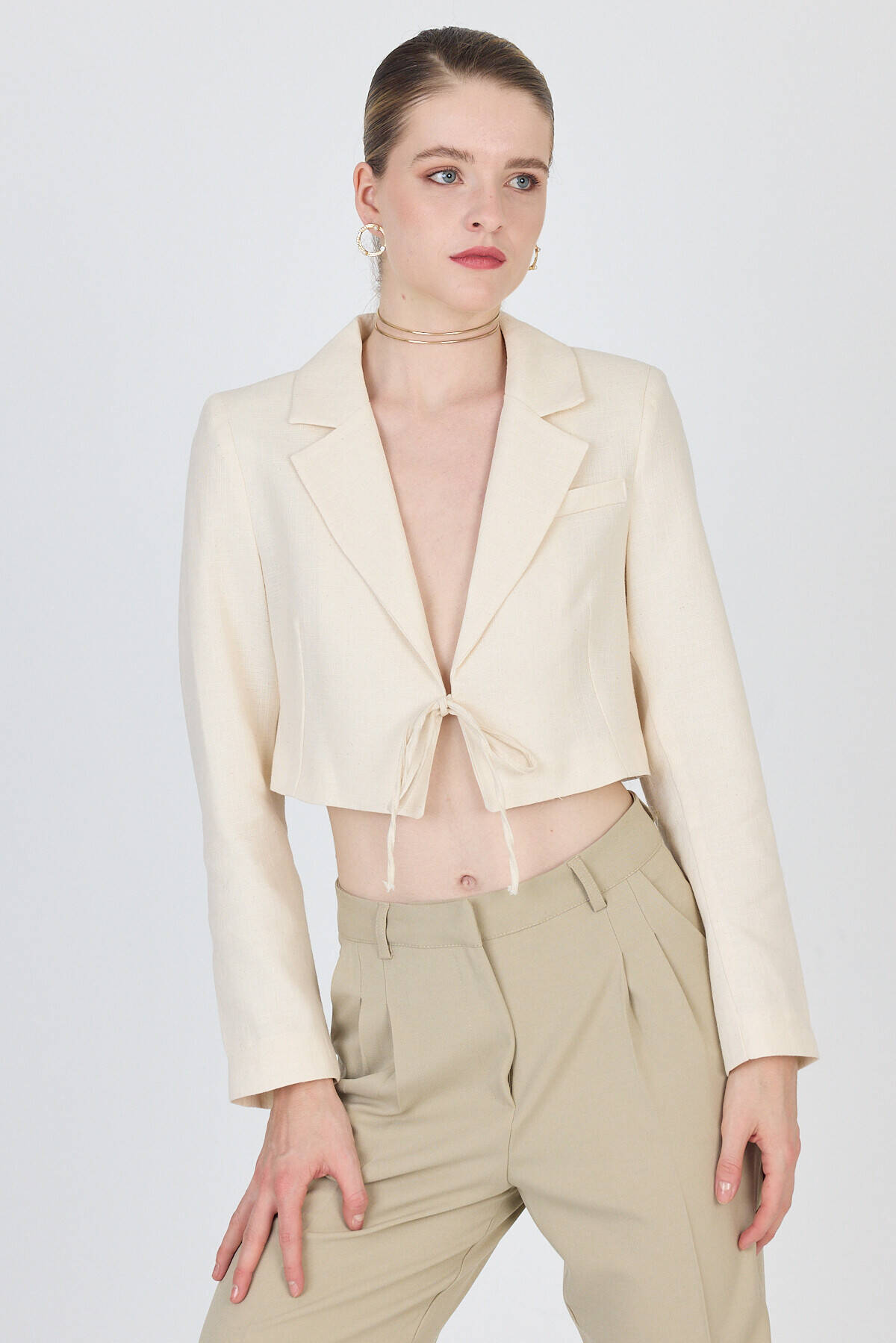 Natural Keten Görünümlü %100 Pamuk Bağlama Detaylı Crop Blazer Ceket 7070 - 7