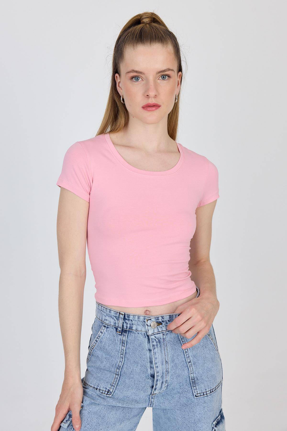 Pembe Bisiklet Yaka Basic Crop Tişört 9200M - Stilay