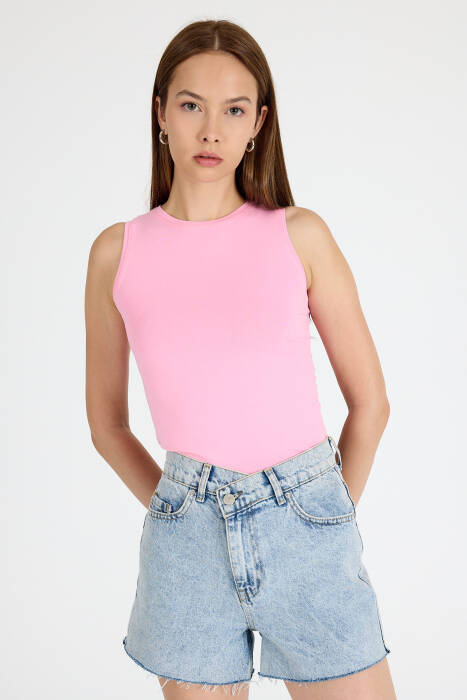 Pembe Bisiklet Yaka Kolsuz Slim Fit Atlet 1663 