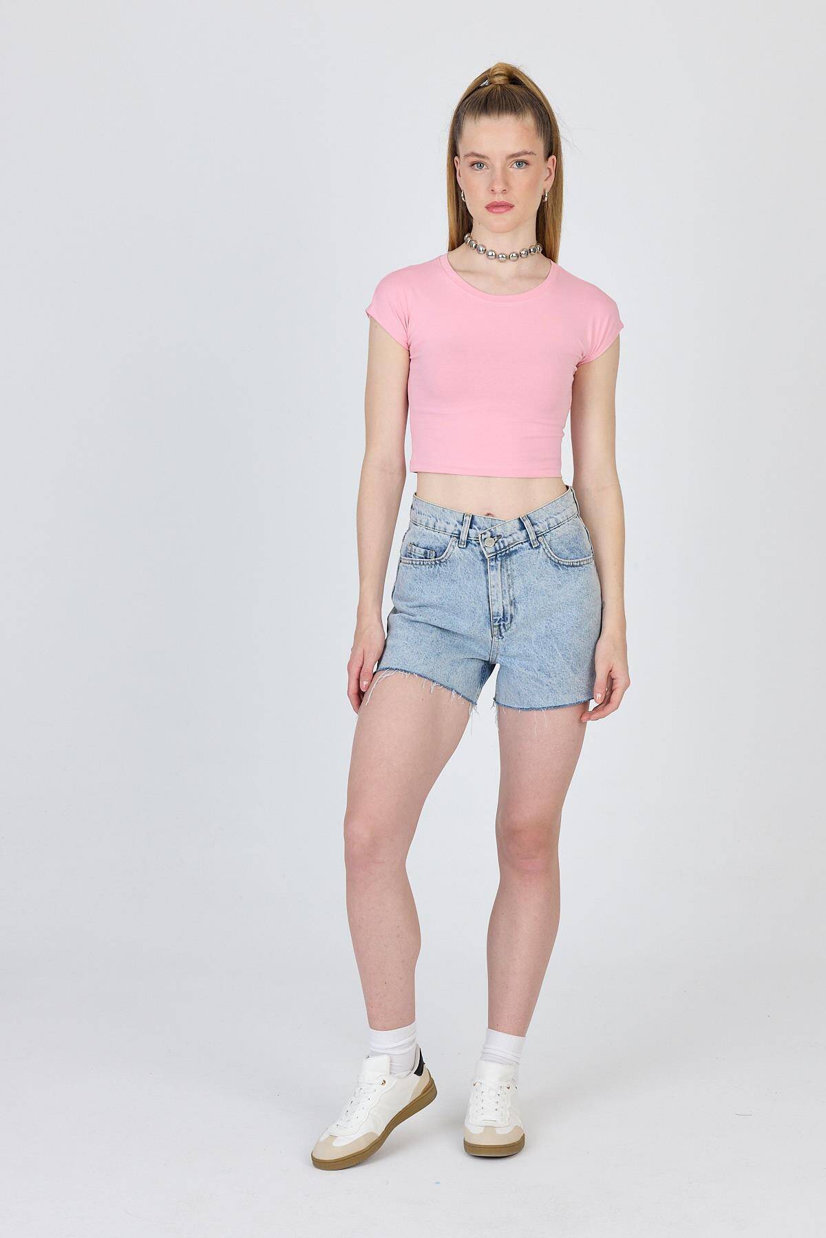 Pembe Bisiklet Yaka Pamuklu Slim Fit Crop Tişört 9199M - Stilay