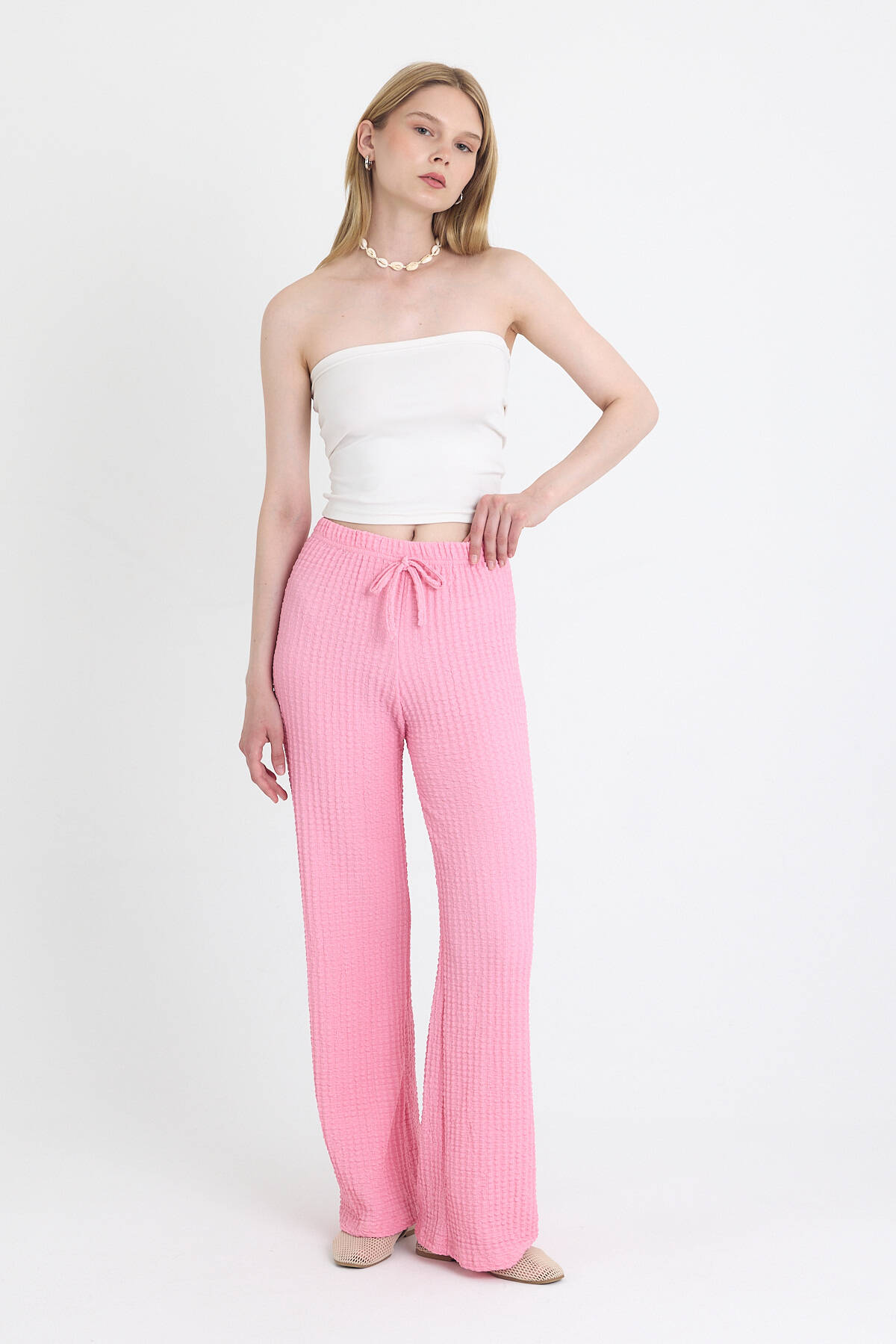Pembe Geniş Paça Dökümlü Bürümcük Kumaş Pantolon 326 - 1
