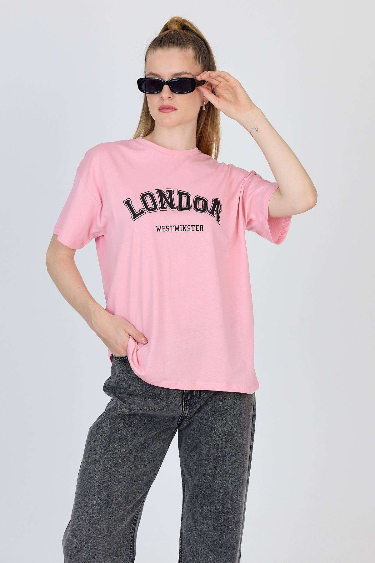 Pembe Yazı Baskılı %100 Pamuk Oversize Tişört 2150-9M - Stilay