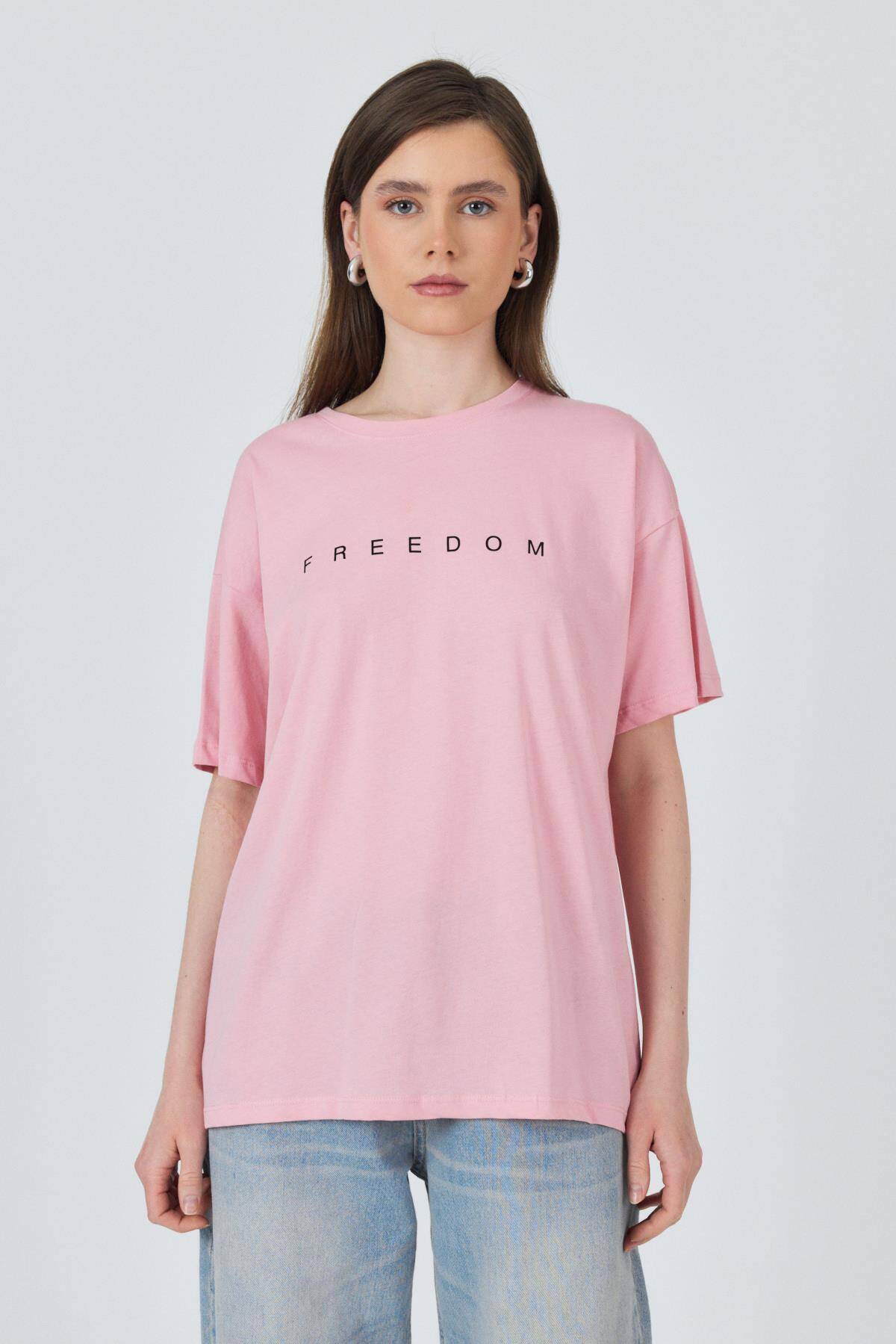 Pembe Yazı Baskılı Pamuklu Oversize Tişört 2150-3M - Stilay