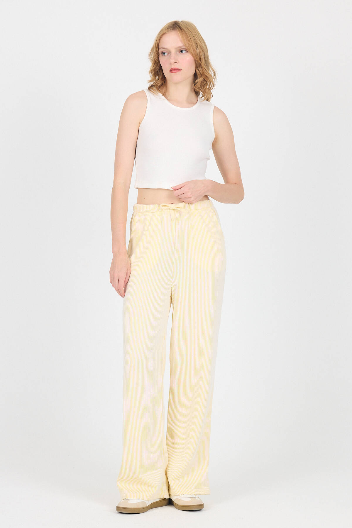 Sarı Beli Lastikli Çizgili Geniş Paça Dokuma Pantolon 4098 - 2