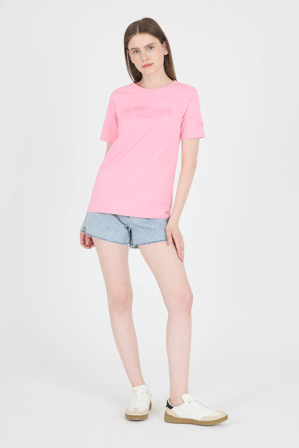 Şeker Pembe Kabartma Yazılı Relaxed Fit Tişört 25209 - 3
