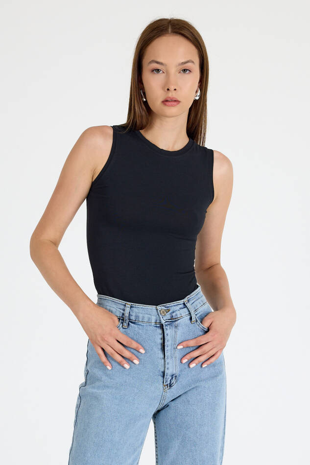Siyah Bisiklet Yaka Kolsuz Slim Fit Atlet 1663 - 1
