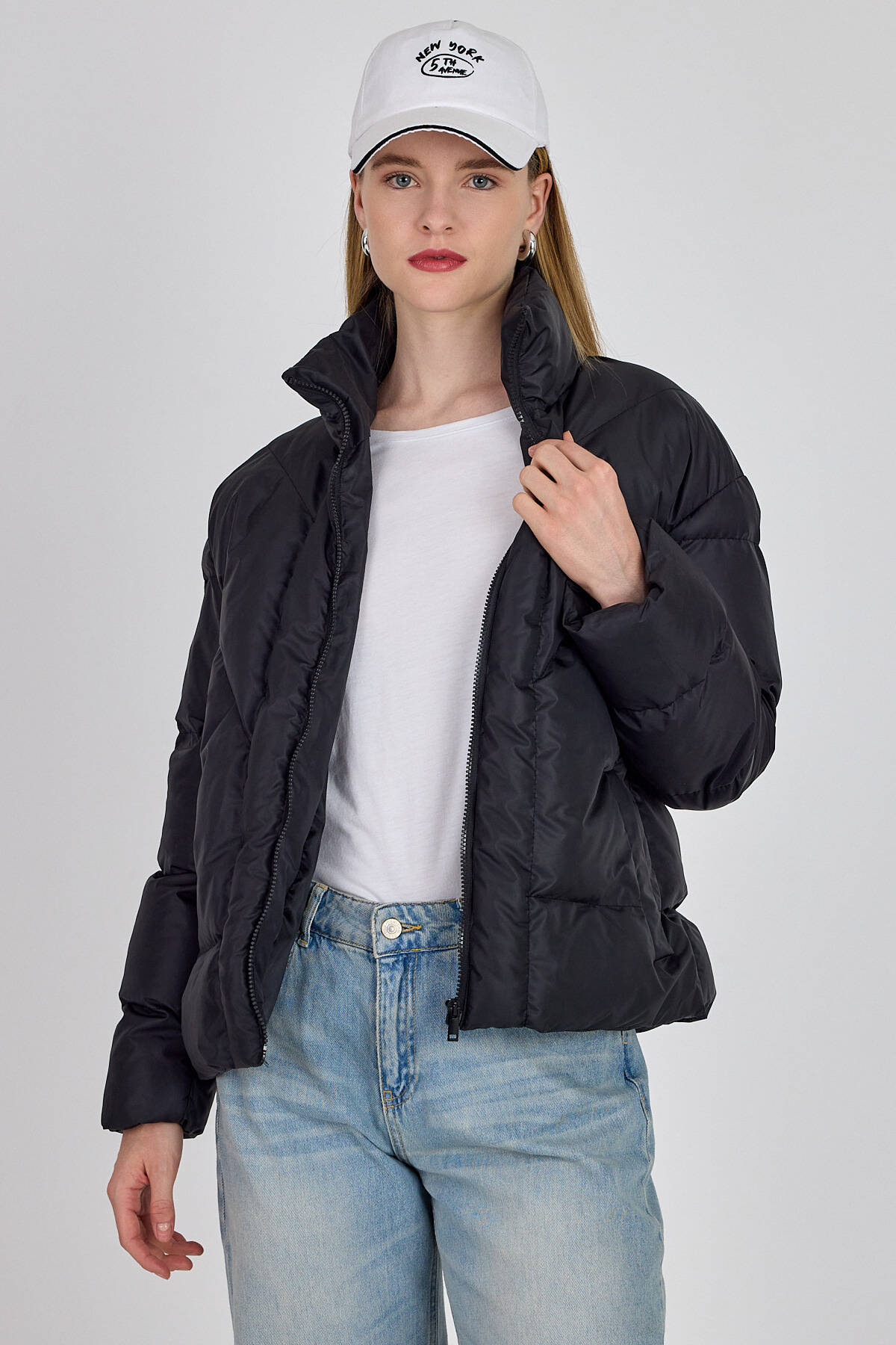 Siyah Oversize Dik Yaka Şişme Mont 4010 - Stilay