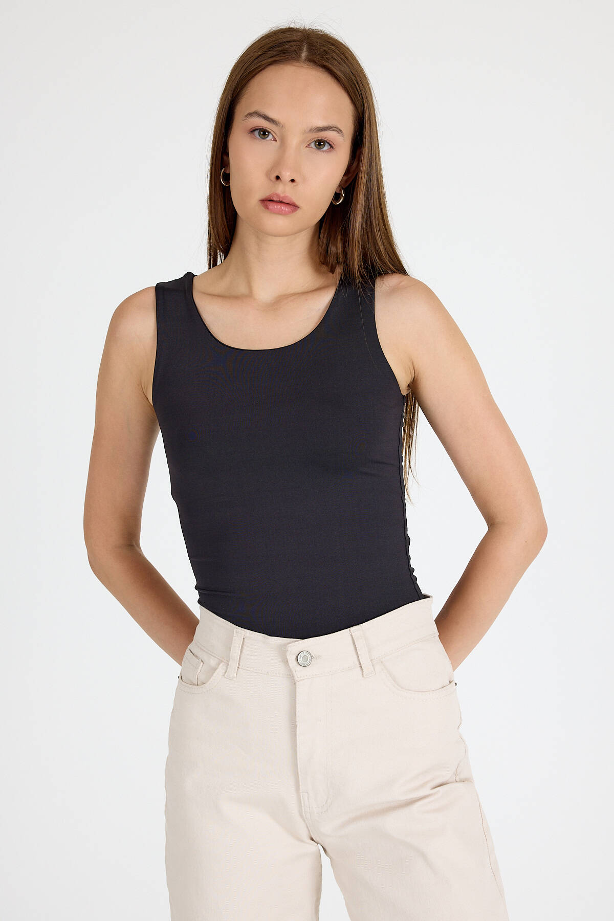 Siyah Slim Fit Kolsuz Basic Atlet 9194M 