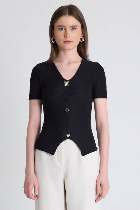 Siyah V Yaka Düğme Detaylı Kısa Kollu Tişört 9205M - Stilay