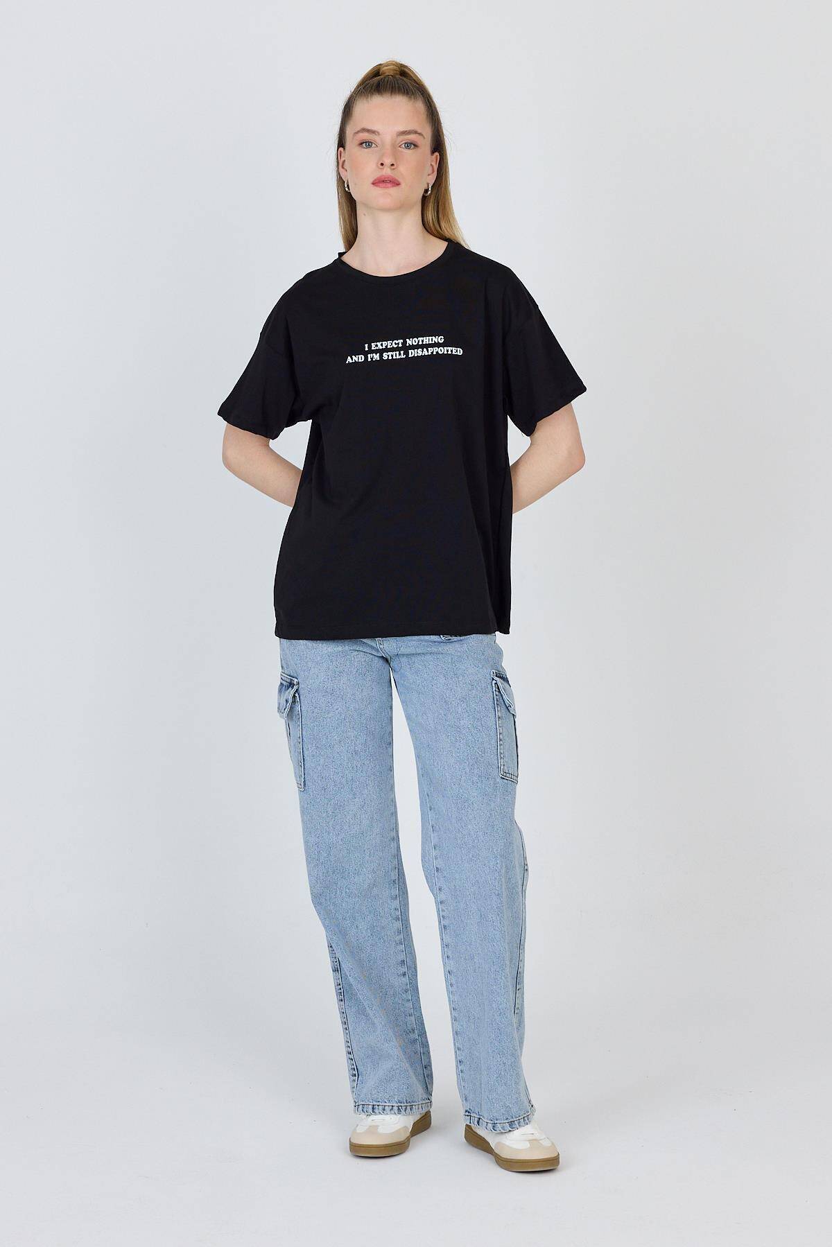 Siyah Yazı Baskılı %100 Pamuk Oversize Tişört 2150-8M - 2