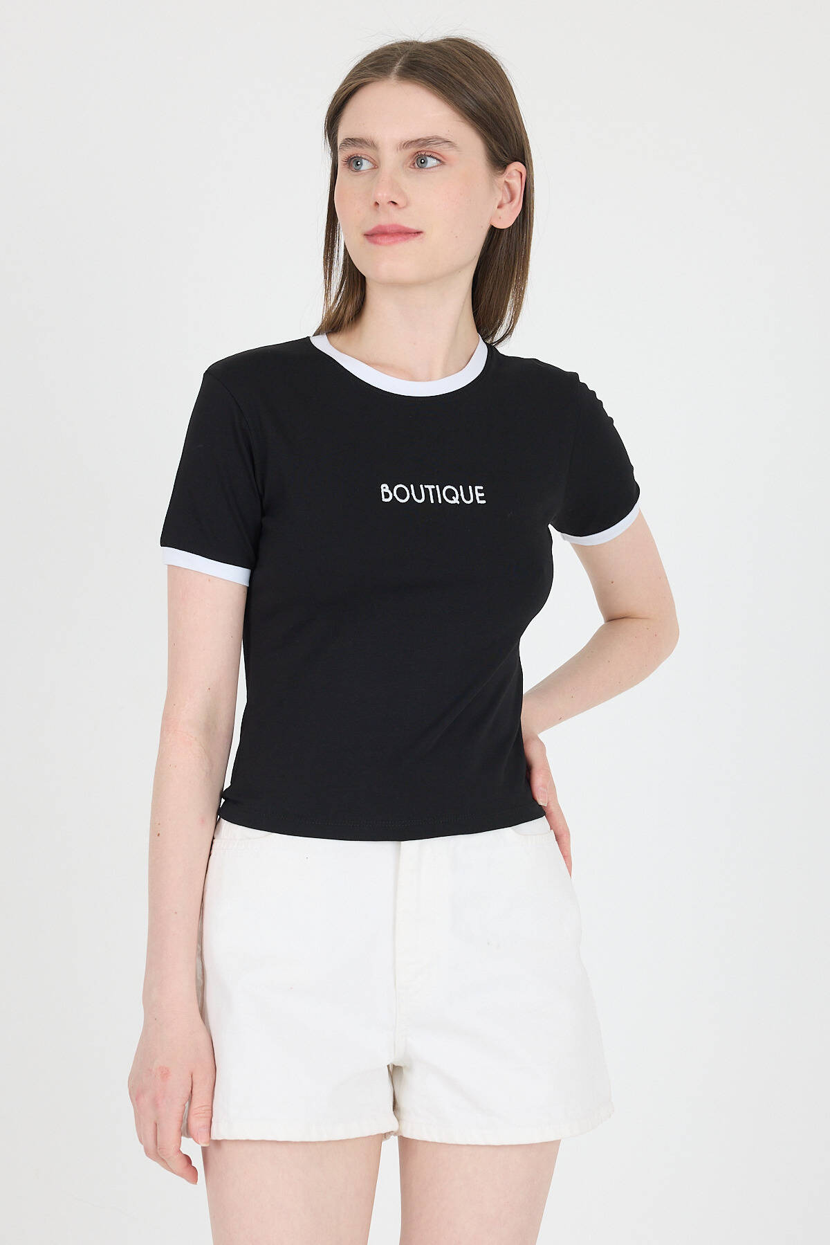 Siyah Yazı Baskılı Biyeli Pamuklu Slim Fit Tişört 9192M - Stilay